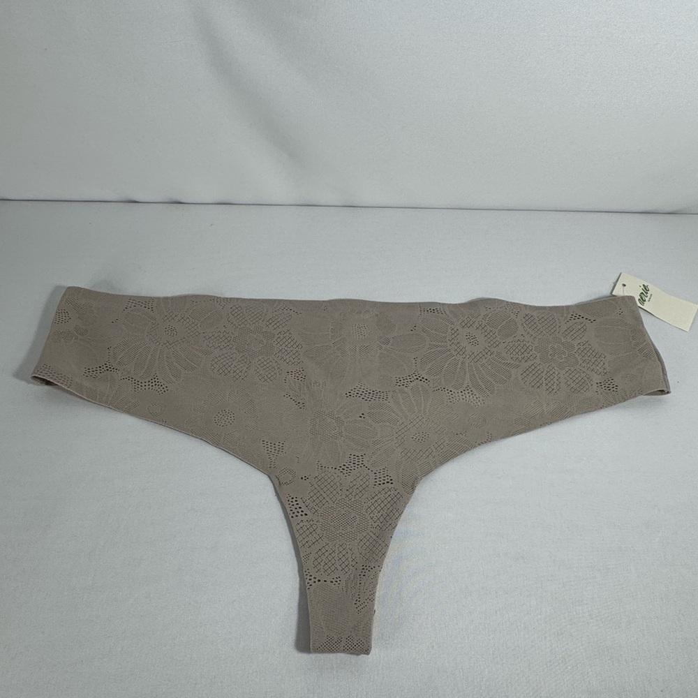aerie Taupe Lace-Pattern Seamless Thong Panty